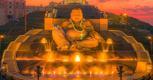 Tay Ninh is about to have a giant Maitreya Buddha statue, unprecedented in Vietnam.