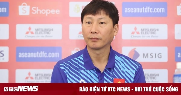 Coach Kim Sang-sik ignores Vinicius, chooses Messi as the best in the world