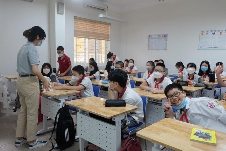 外国語中等学校、6年生入学時の能力評価テストを強化。 （イラスト写真）