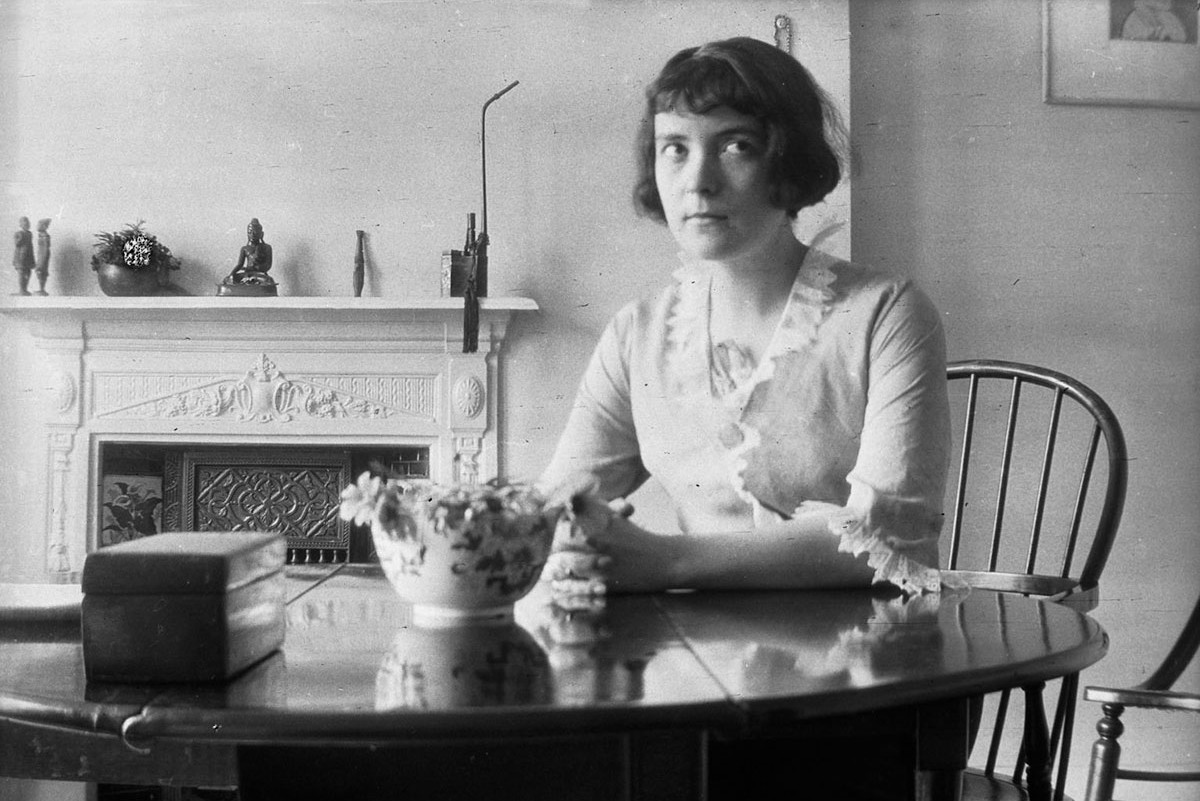 Katherine Mansfield, người dệt chuyện từ những vụn vặt - Ảnh 1.