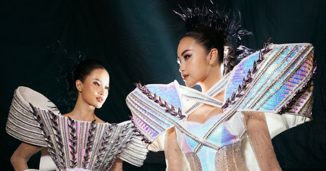 Miss Ngoc Chau und die Zweitplatzierte Huong Ly zeigen eindrucksvoll den Catwalk in 30 cm hohen Absätzen