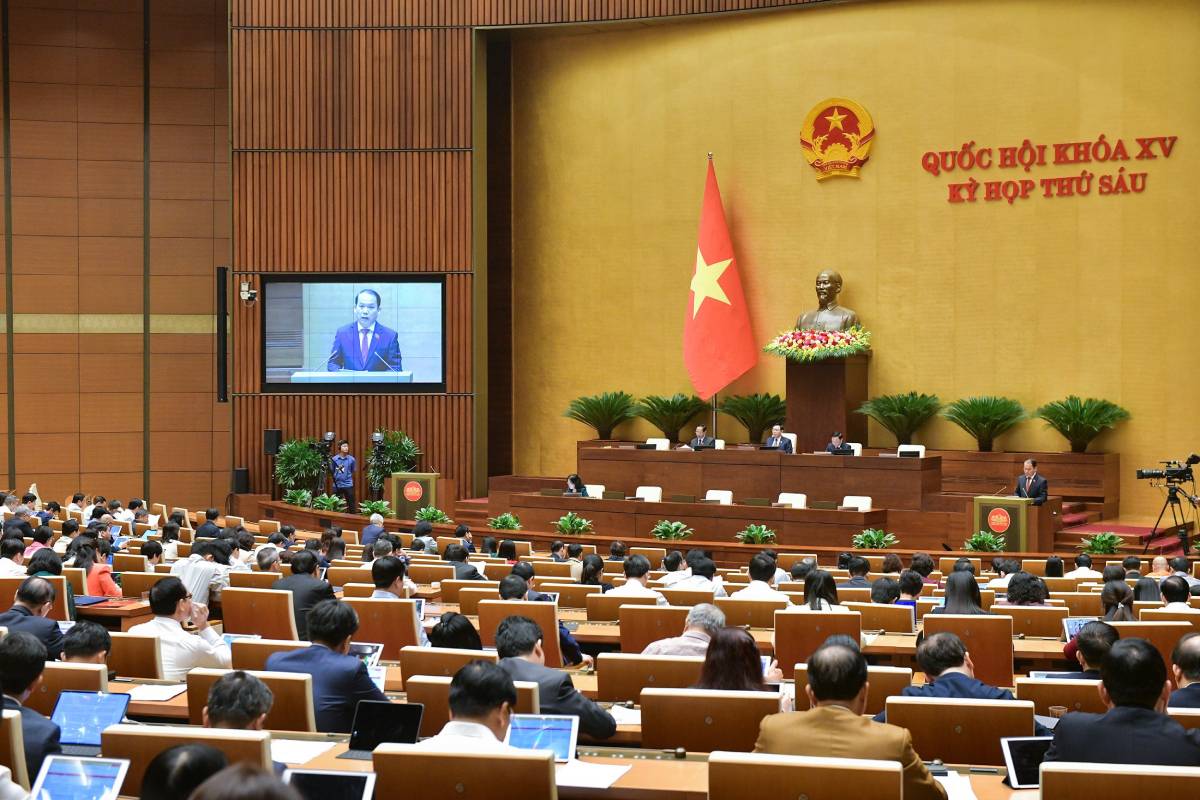 Toàn cảnh phiên họp sáng 27.11. Ảnh: Phạm Thắng