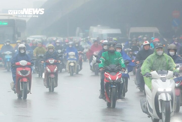 On March 15, many places in the North had drizzle and fog. (Illustration: Khong Chi)