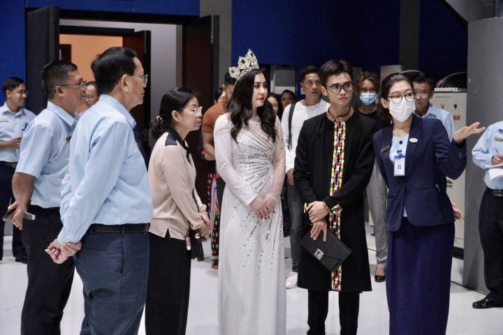 Miss Phan Kim Oanh returns to Myanmar after 7 months of coronation - 1