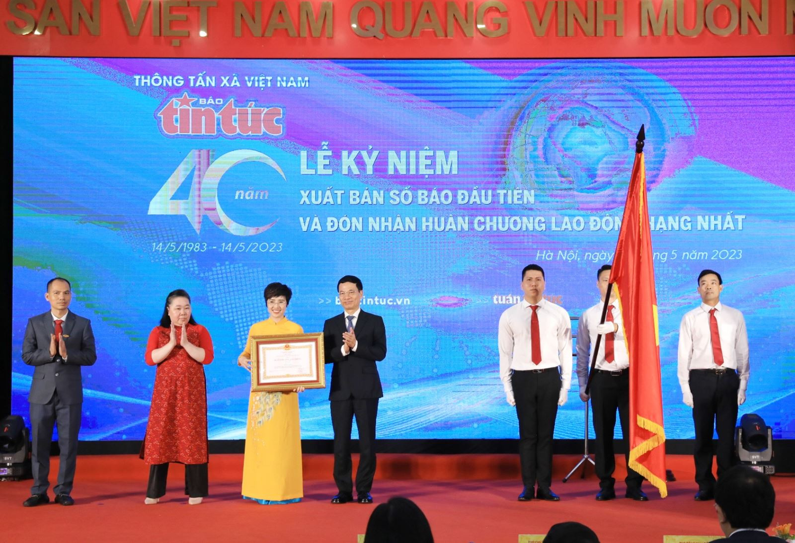 Photo caption