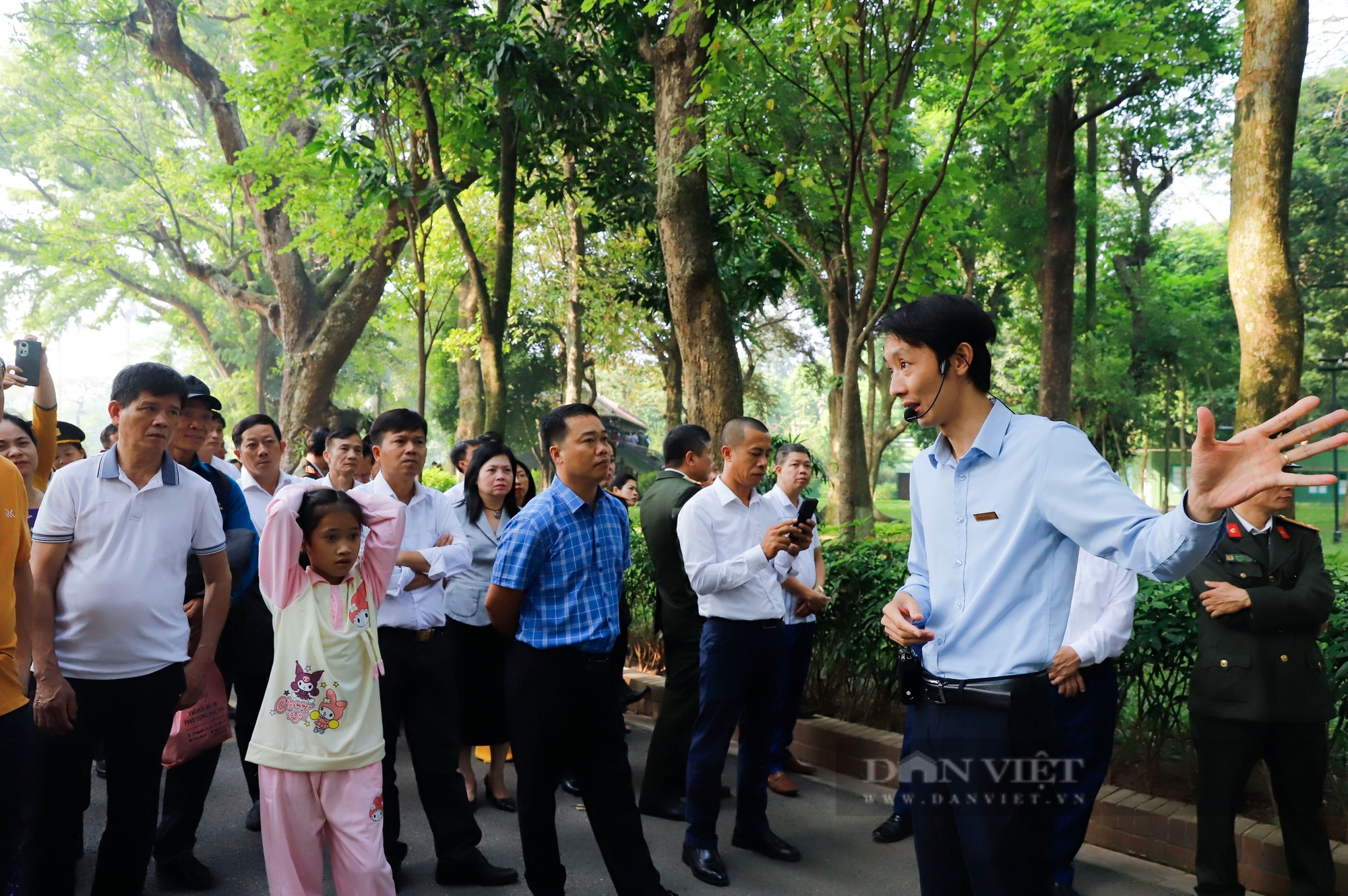 Hội viên nông dân tiêu biểu vui mừng thăm Khu di tích Chủ tịch Hồ Chí Minh- Ảnh 8.