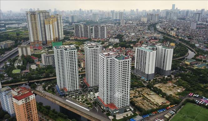 Pilot implementation of commercial housing projects through land use rights agreements