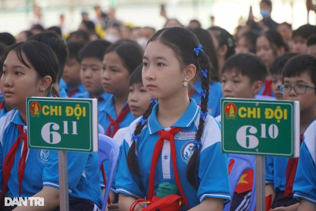 23 triệu học sinh cả nước chính thức bước vào năm học đặc biệt - 14
