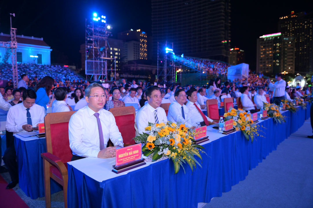 Sôi nổi và ấn tượng chương trình khai mạc Festival Biển Nha Trang Khánh Hòa 2023