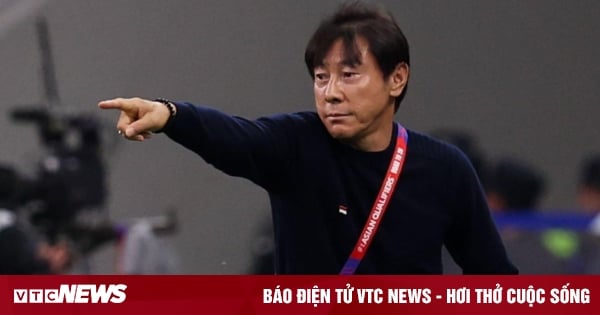 Coach Shin Tae-yong leads Tien Linh, Quang Hai to face Man Utd?