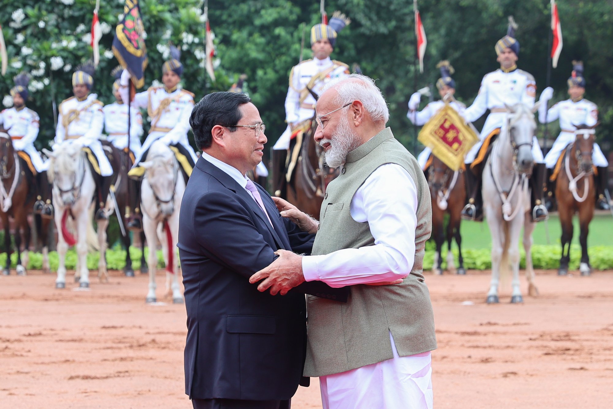 Experten schätzen die Ergebnisse des Indien-Besuchs von Premierminister Pham Minh Chinh sehr.