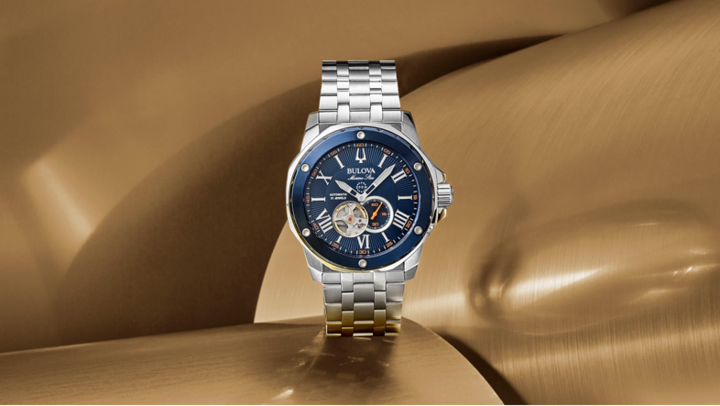 BULOVA AUTOMATIC 98A302 là mẫu đồng hồ nam trong bộ sưu tập Marine Star là một chiếc đồng hồ cao cấp, hội tụ đầy đủ những yếu tố về thiết kế, bộ máy và tính năng.