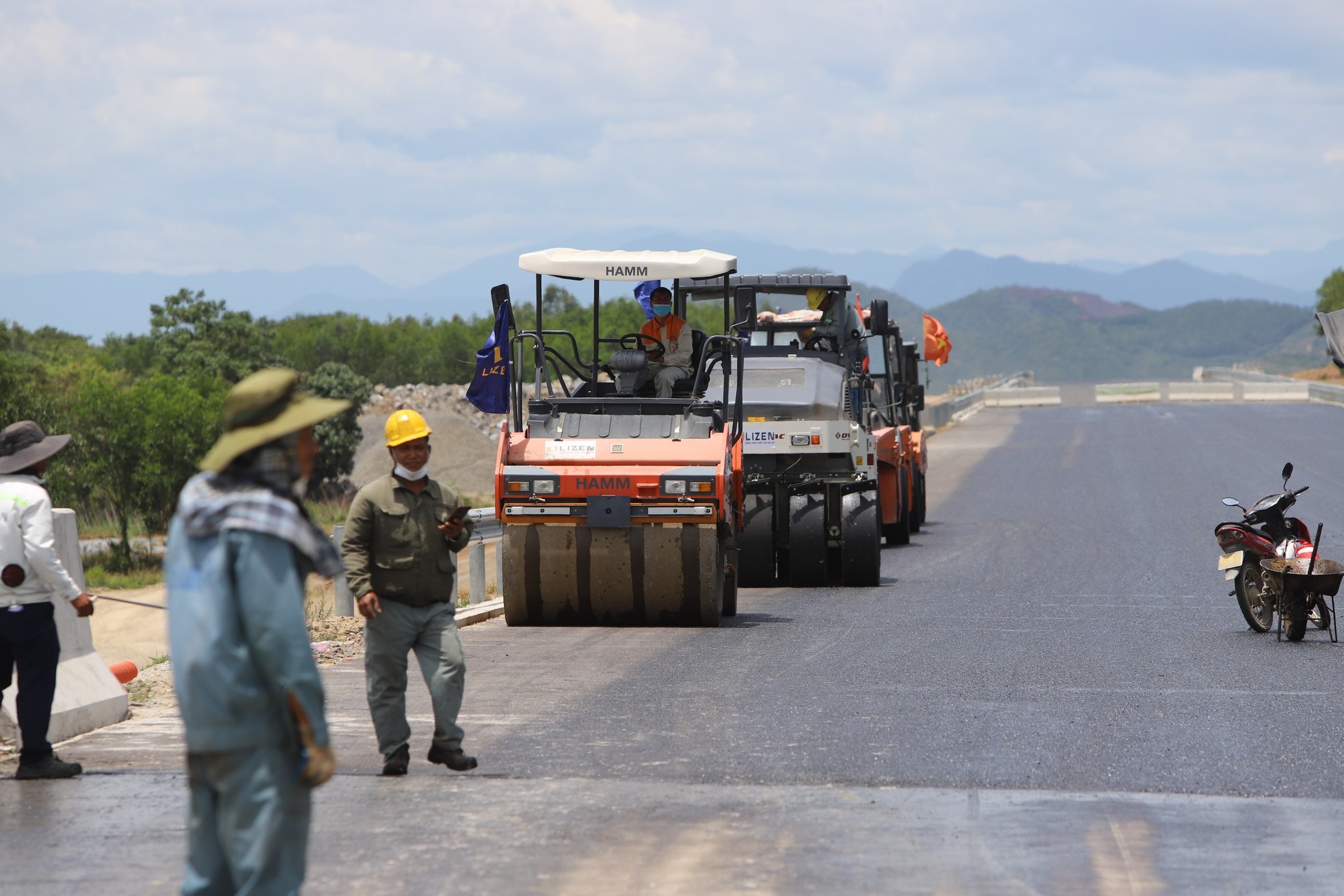 Cao tốc Vân Phong - Nha Trang dự kiến vượt tiến độ nửa năm ảnh 10