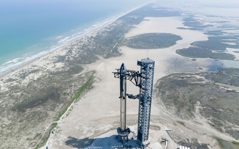世界 - 火星に行くには、SpaceX は Starship の打ち上げを成功させる必要があります (図 3)。