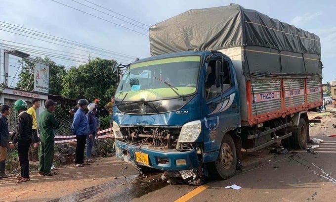 The scene of the accident that killed 3 people. Photo: Nguyen Ho