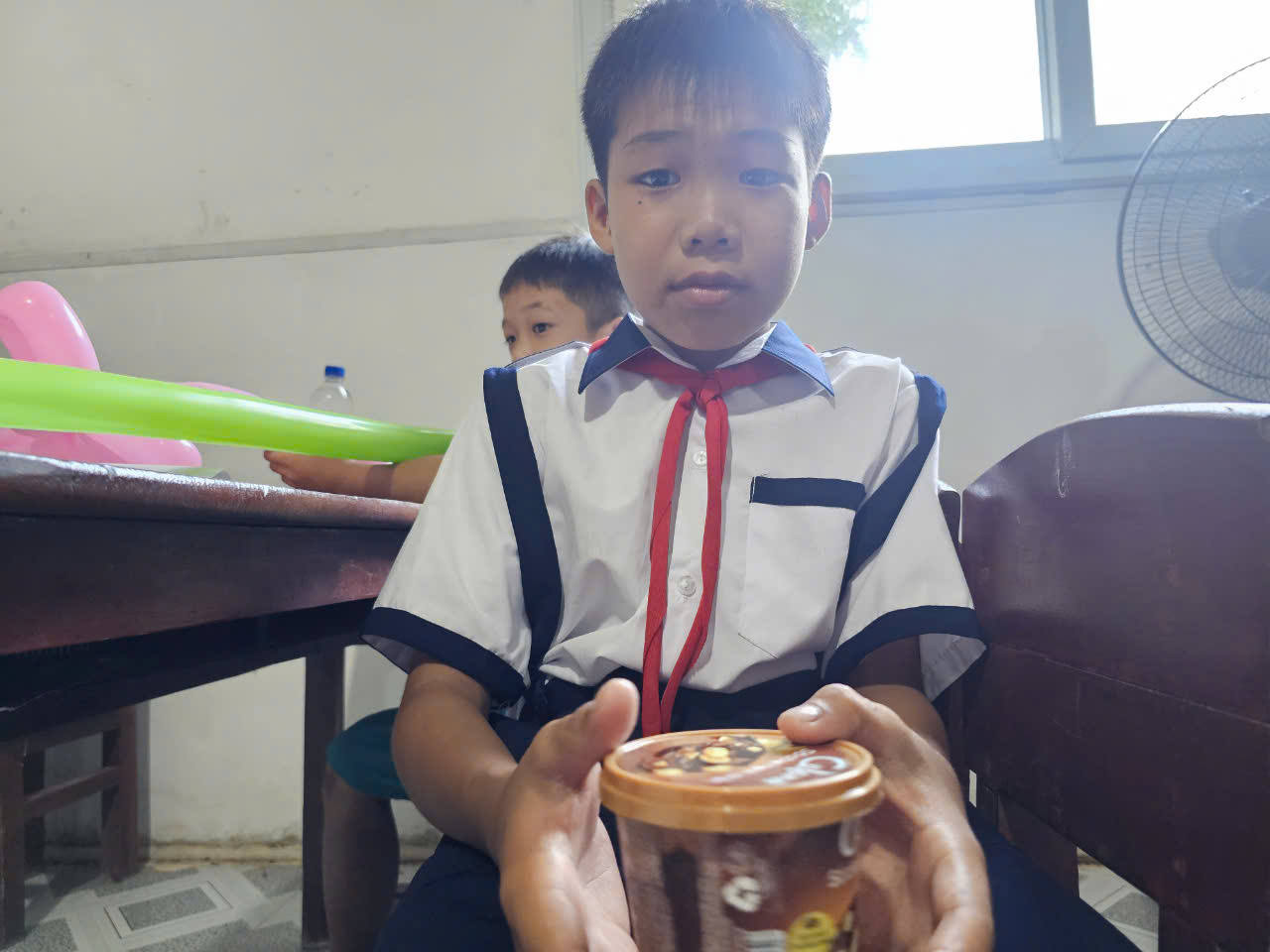 NGHĨA TÌNH TP HCM, VÌ BIỂN ĐẢO THÂN YÊU(*): Thầy giáo 