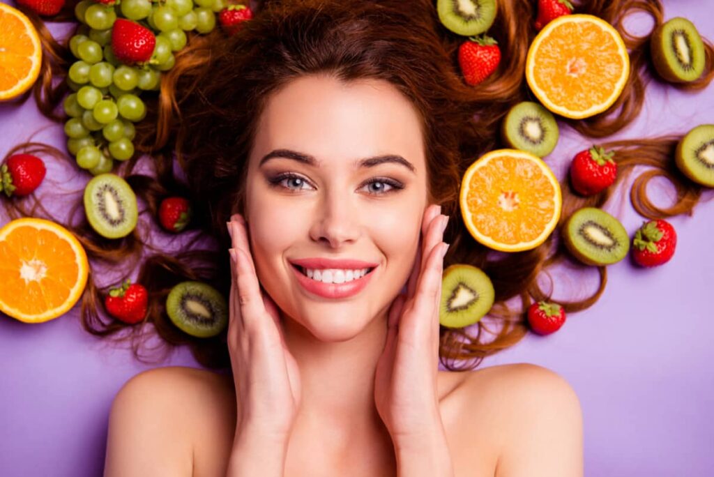 Vì sao ăn mặn gây ngứa và khô da, tăng nguy cơ viêm da dị ứng? - Ảnh 2.