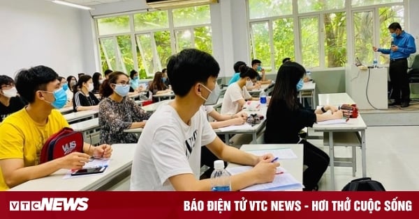 Ngành Khoa học máy tính 1.035/1.200 điểm