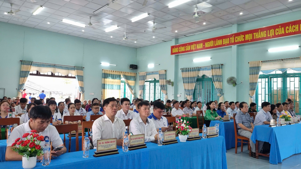 The program was held in Nghia Hanh district.