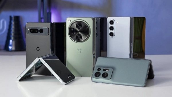 វ៉ាដាច់ Samsung ក្រុមហ៊ុន Huawei នាំមុខទីផ្សារស្មាតហ្វូនអេក្រង់បត់បាន។