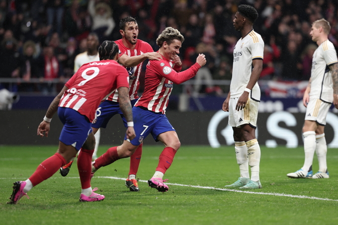 Griezmann feiert, nachdem er gegen Real Madrid ein Tor erzielt hat und Atletico Madrid damit zu einer 3:2-Führung im Achtelfinale der Copa del Rey verholfen hat. Foto: AFP