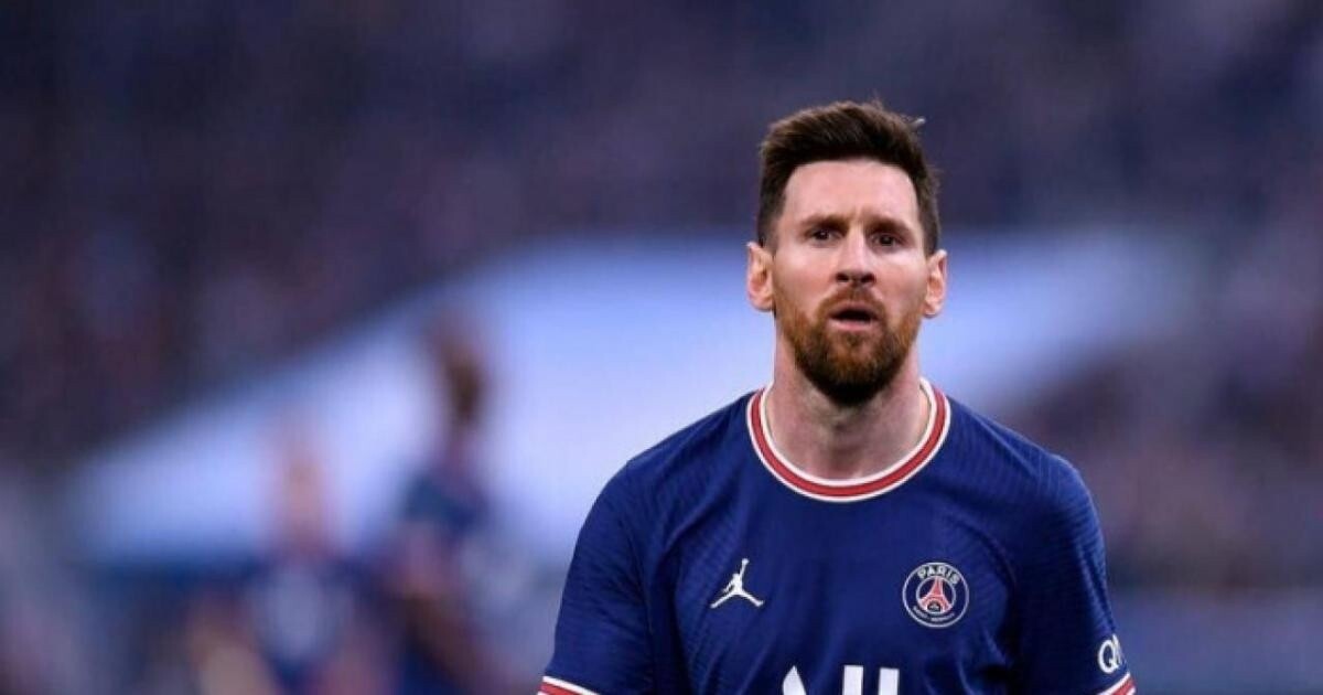 Lionel Messi ra quyết định không tưởng