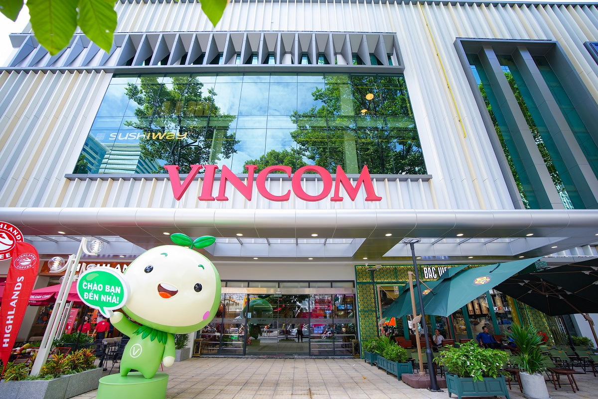 ビンコム・リテールは、ベトナムの小売不動産業界のリーダーとしての地位を確固たるものにする2つの賞を連続受賞しました（画像4）。