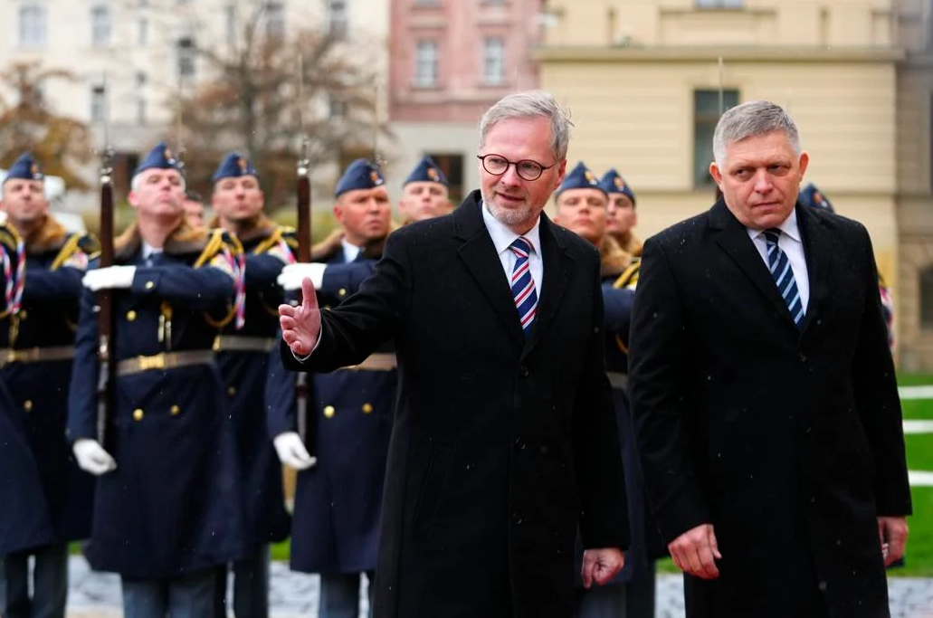 Welt - Die Entschlüsselung des slowakischen Vorstoßes, die Militärhilfe für die Ukraine zu beenden