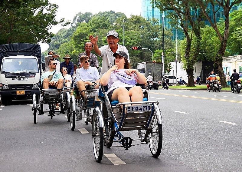 Chuyên gia Lê Quốc Vinh: Cần đầu tư xứng tầm để du lịch Việt Nam cạnh tranh với các nước ASEAN