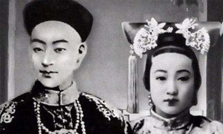 El emperador Guangxu tuvo un matrimonio feliz con su consorte Zhen, pero aún no tuvo hijos. (Foto: Sohu)