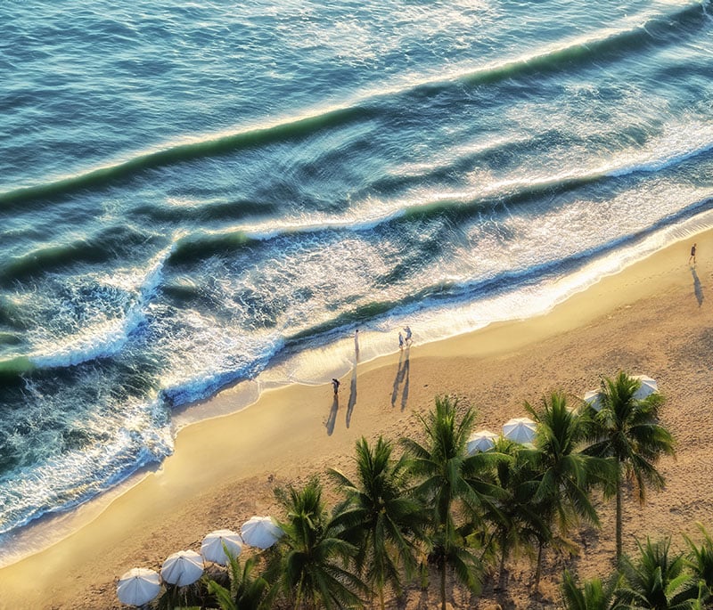 Nha Trang dần trở thành lựa chọn nghỉ dưỡng yêu thích nhất của giới nhà giàu trong nước và quốc tế