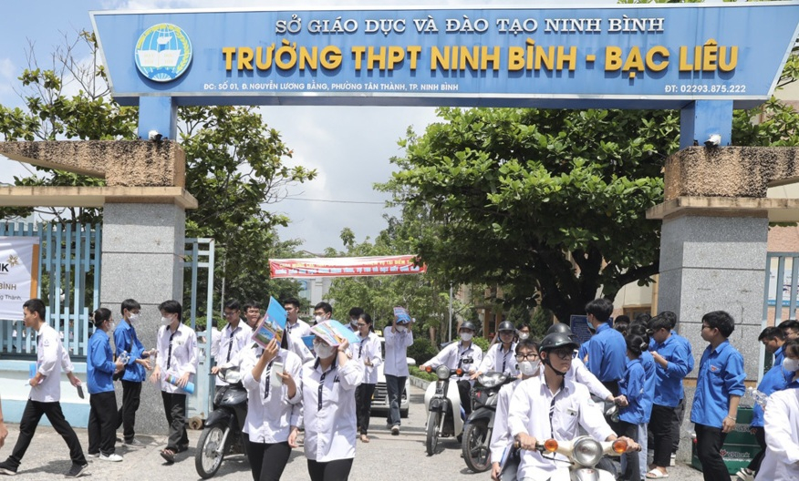 hon 11000 thi sinh cua tinh ninh binh hoan thanh ky thi tot nghiep thpt nam 2023 hinh 1