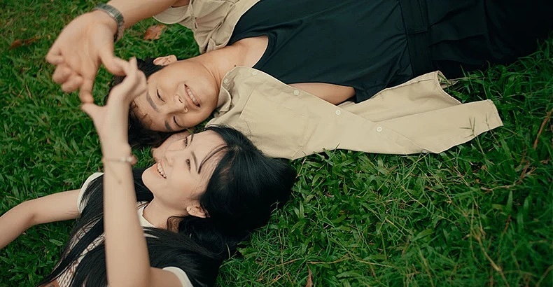 To Ngoc Ha sort le clip « I Don't Love Spring »