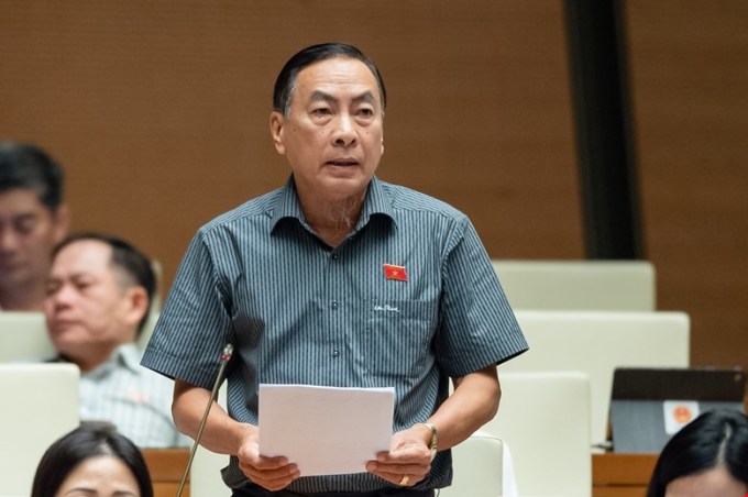 El delegado Pham Van Hoa (vicepresidente de la Asociación de Abogados de la Provincia de Dong Thap) en el parlamento. Foto: Medios de la Asamblea Nacional