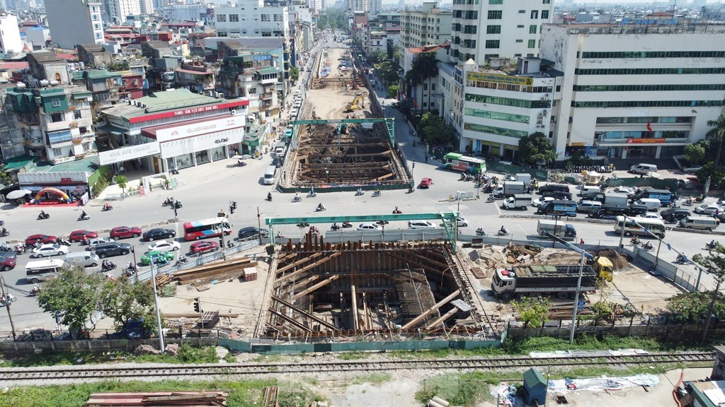 ホアンマイを通る環状道路2.5号線の「奇妙な」形状（写真3）