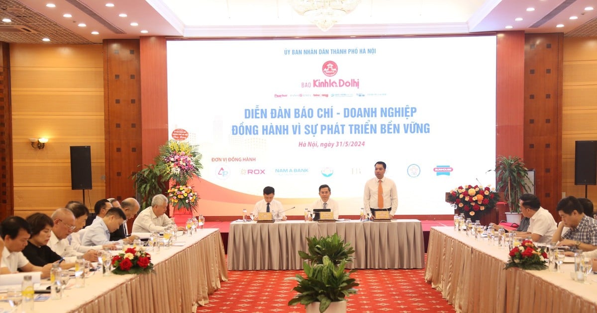 Báo chí - doanh nghiệp: Mối quan hệ đồng hành, không thể tách rời