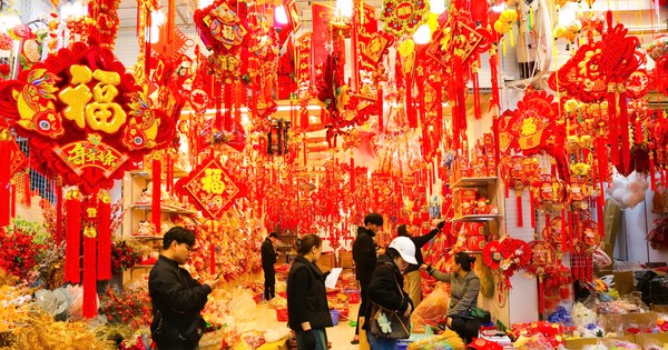 Hang Ma Street is glowing red to welcome the Lunar New Year of At Ty