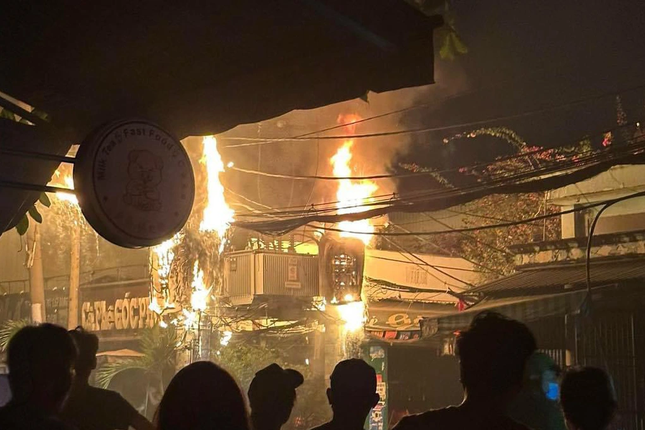 Un incendio en un transformador en Ho Chi Minh deja a más de 100 hogares sin electricidad