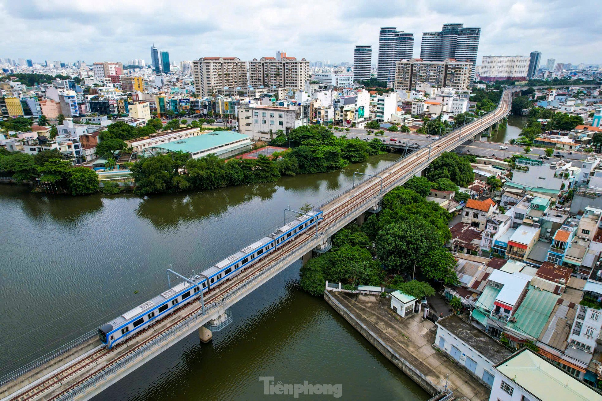 Nhìn trên cao toàn tuyến metro số 1 Bến Thành - Suối Tiên ảnh 3