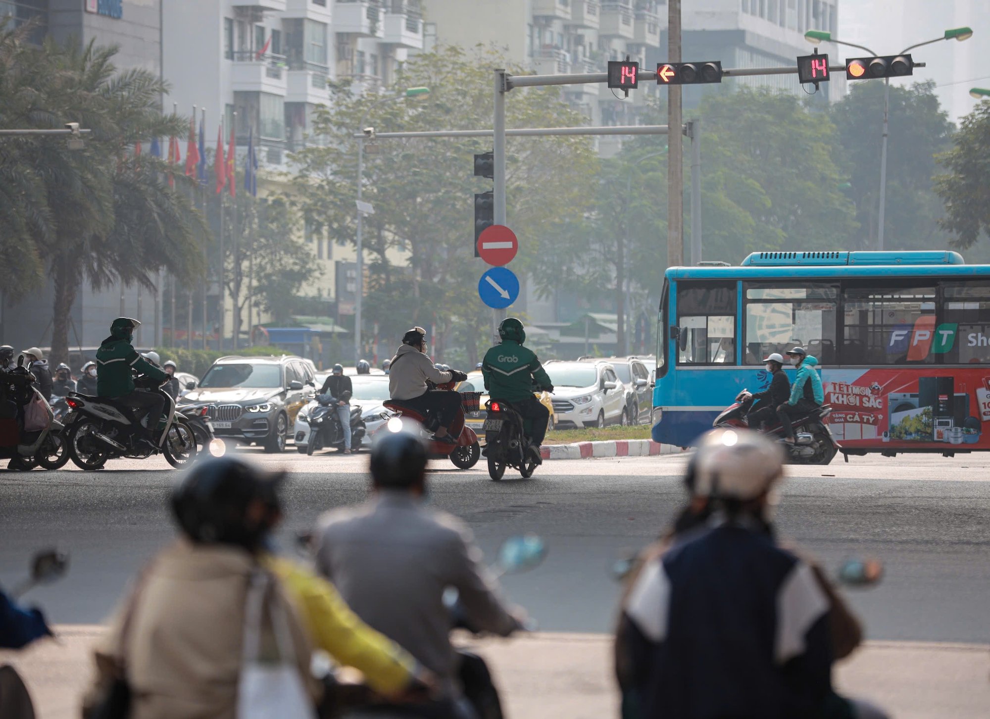 Cục CSGT: Tổng rà soát đèn tín hiệu, tránh phạt oan- Ảnh 1.