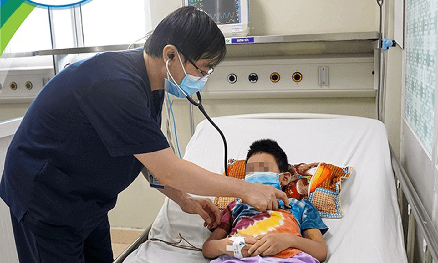 Denguefieber-Patienten werden im Nationalen Kinderkrankenhaus behandelt – Foto: VGP/Tran Viet