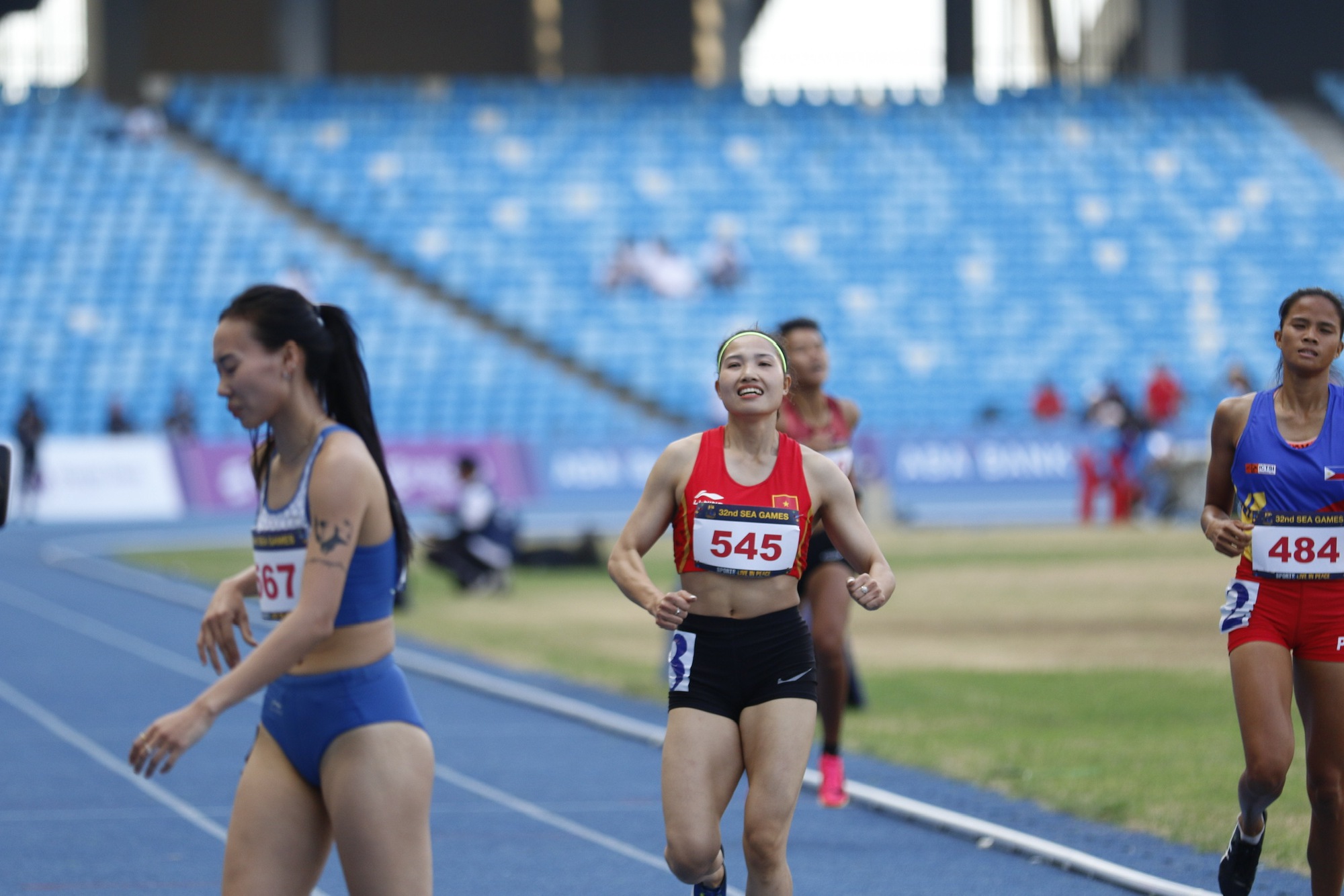 Hoãn cưới để thi đấu SEA Games, Nguyễn Linh Na xuất sắc giành HCV 7 môn phối hợp - Ảnh 2.