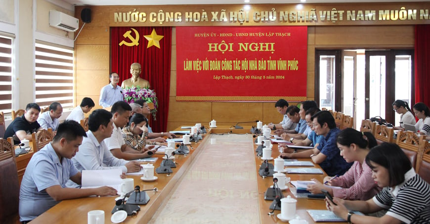 hoi vien hoi nha bao tinh vinh phuc tim hieu thuc te viet bai ve xay dung dang hinh 1