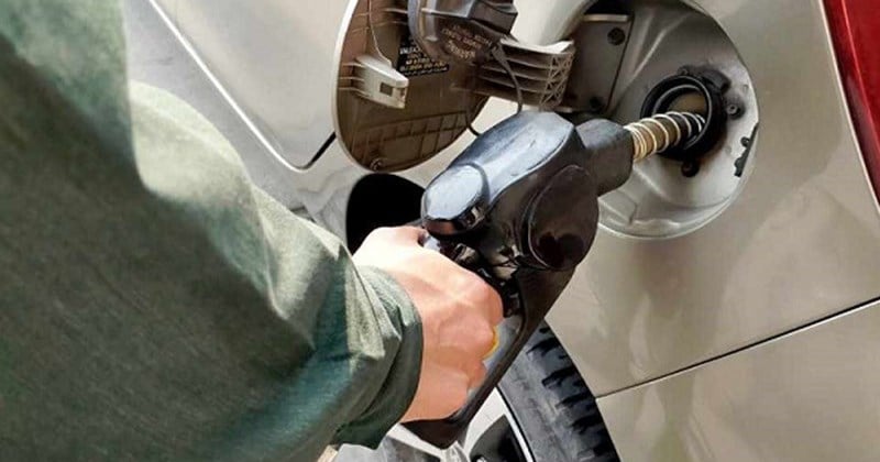 Gasoline prices today 9/3: Mixed fluctuations