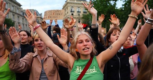 Historischer Sieg für die extreme Rechte in Frankreich