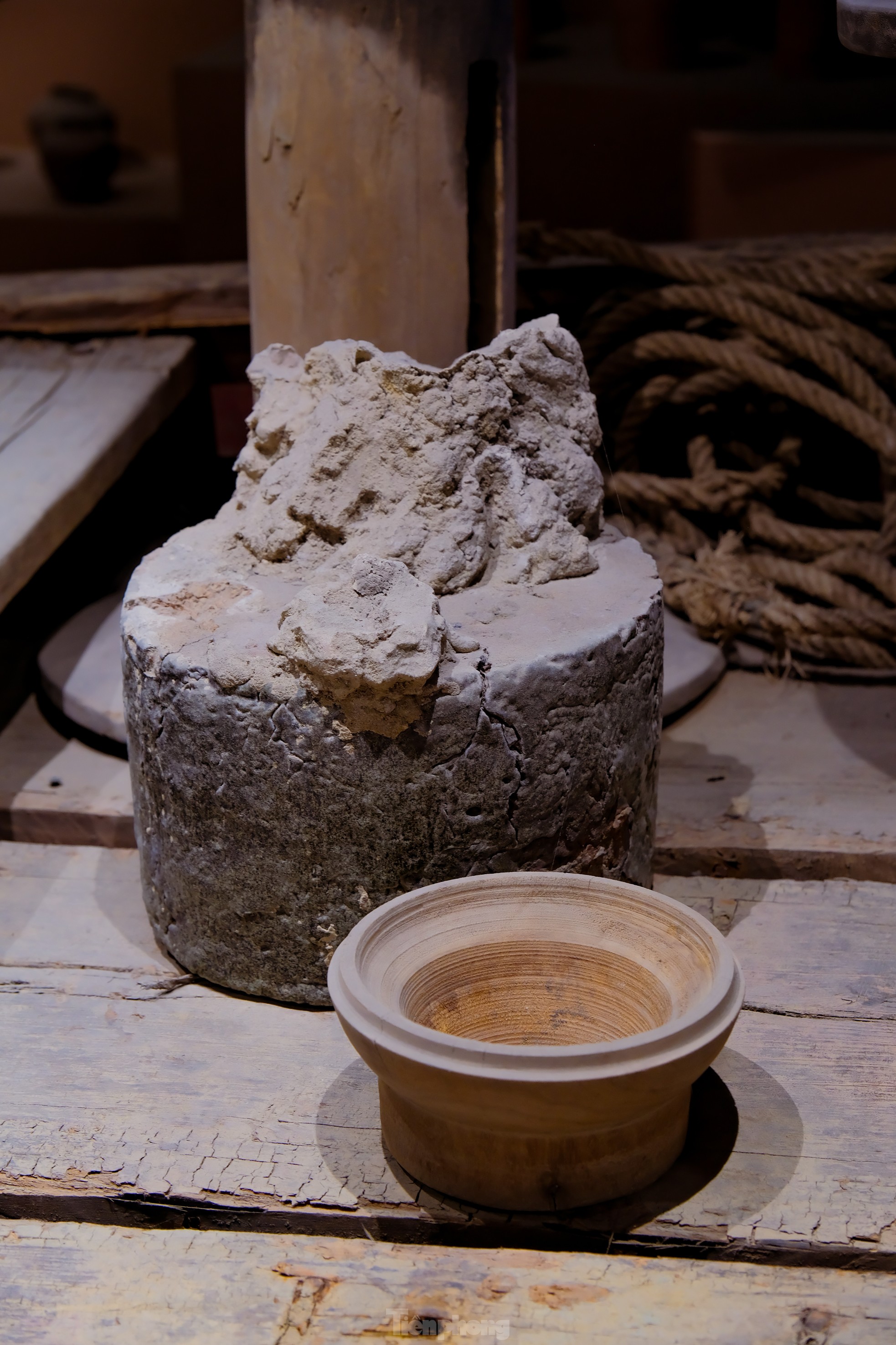 Les touristes se ruinent en visitant le village de poterie le plus célèbre de Hanoï (photo 27)
