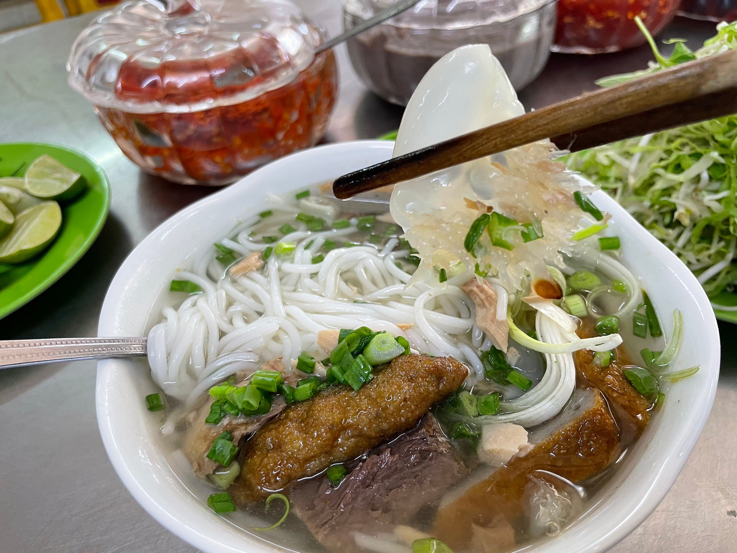 Ghiền bún cá sứa Nha Trang- Ảnh 2.