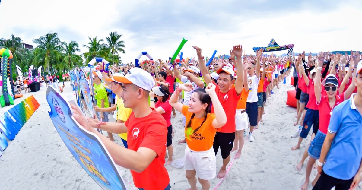 A Bac Giang company sends 5,100 employees to Quang Ninh tourism