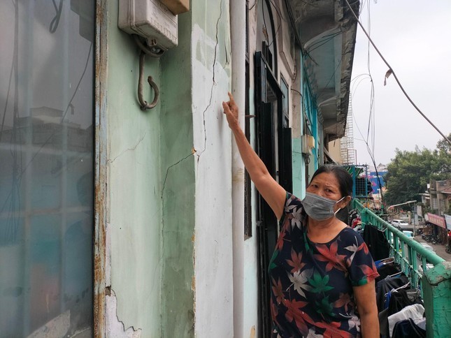 Demolición de emergencia de edificio de apartamentos ubicado en el centro de la ciudad de Ho Chi Minh foto 2