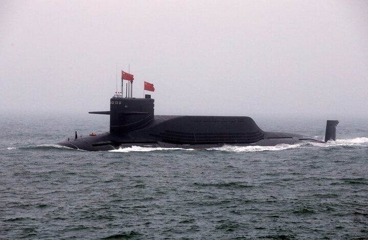 Despite possessing fewer nuclear submarines, China could completely surpass the US in the next few years.